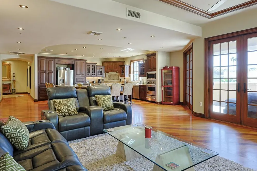 120 C AVENUE #201 Coronado, CA 92118