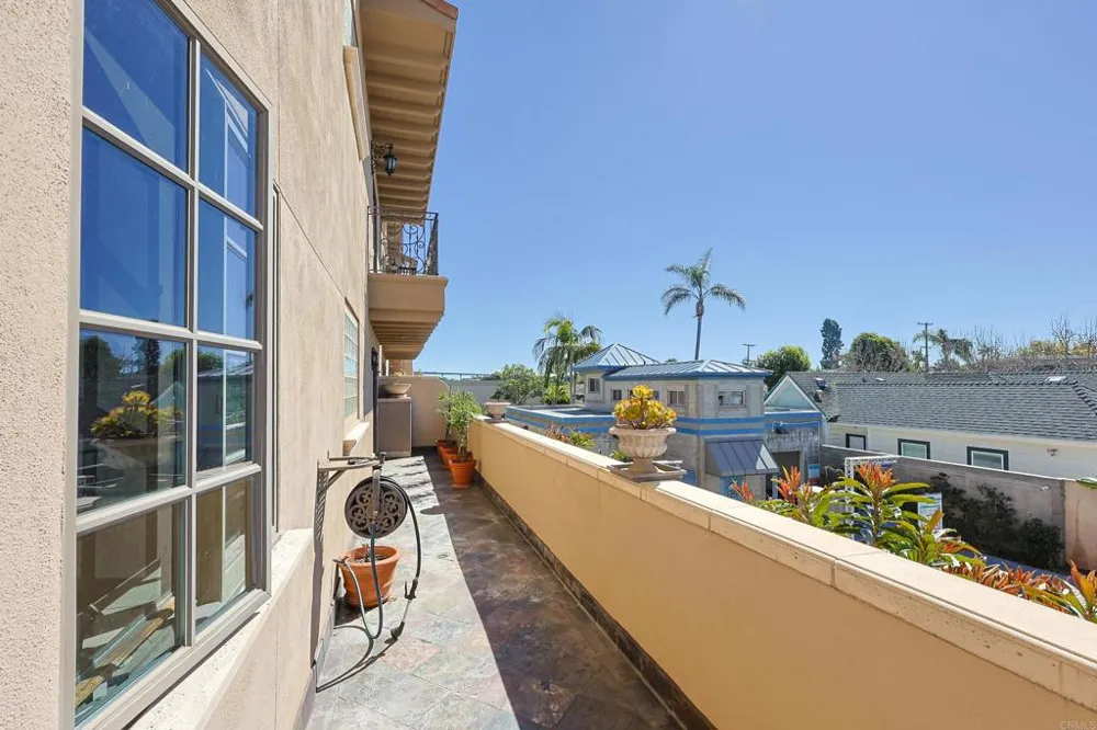 120 C AVENUE #201 Coronado, CA 92118