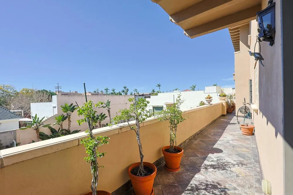 120 C AVENUE #201 Coronado, CA 92118