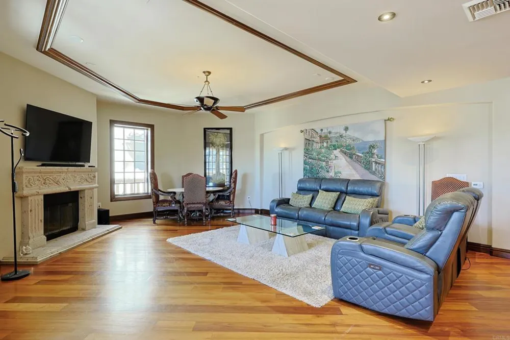 120 C AVENUE #201 Coronado, CA 92118