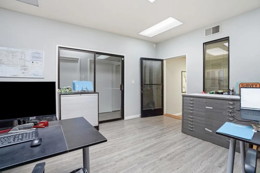 871 Woodside Way San Mateo, CA 94401