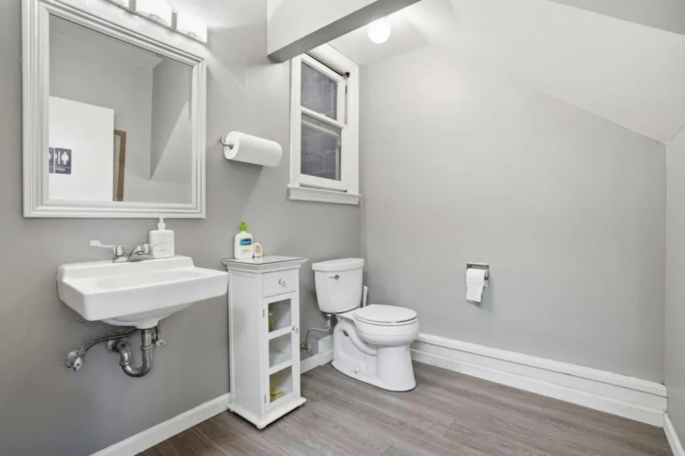 871 Woodside Way San Mateo, CA 94401