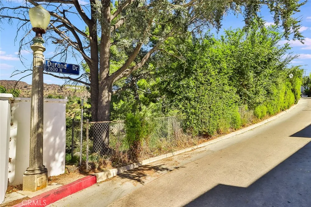 2801 Durand Drive Hollywood Hills East, CA 90068