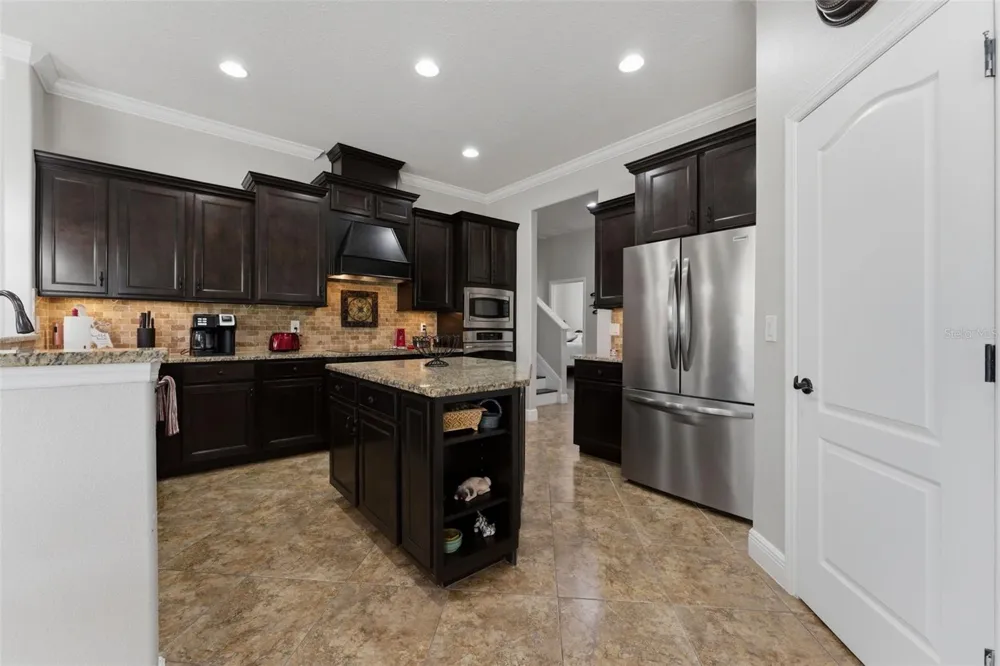 112 170TH STREET E Bradenton, FL 34212