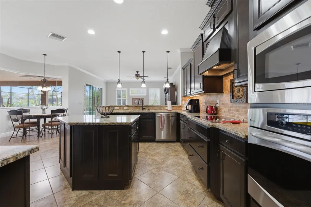 112 170TH STREET E Bradenton, FL 34212