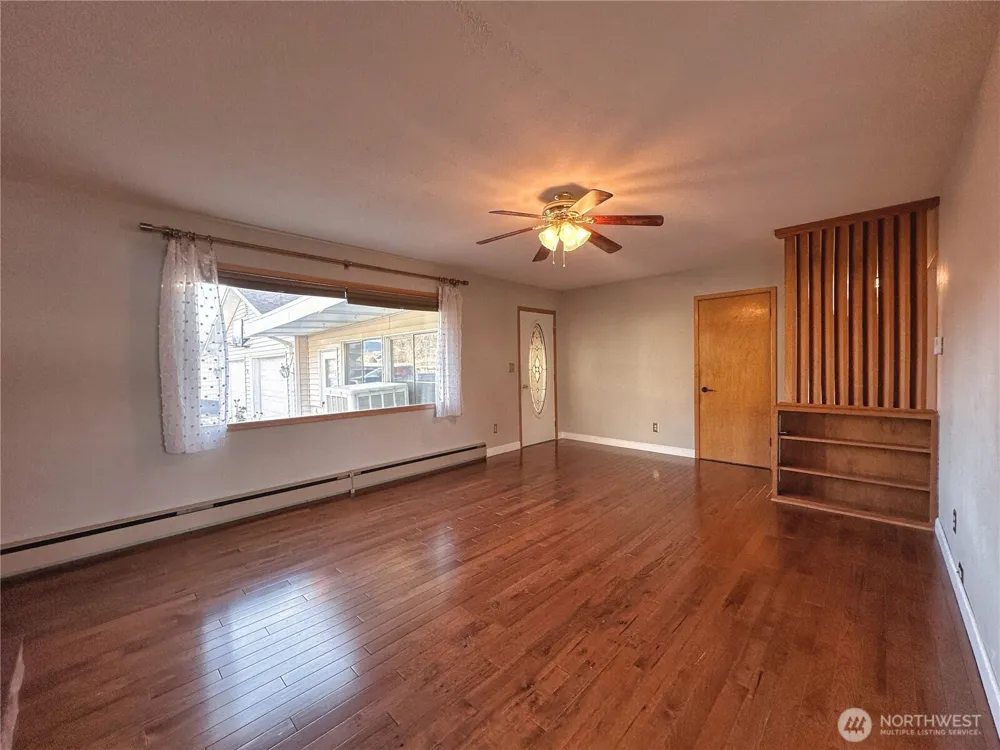 804 Central Drive Coulee Dam, WA 99116