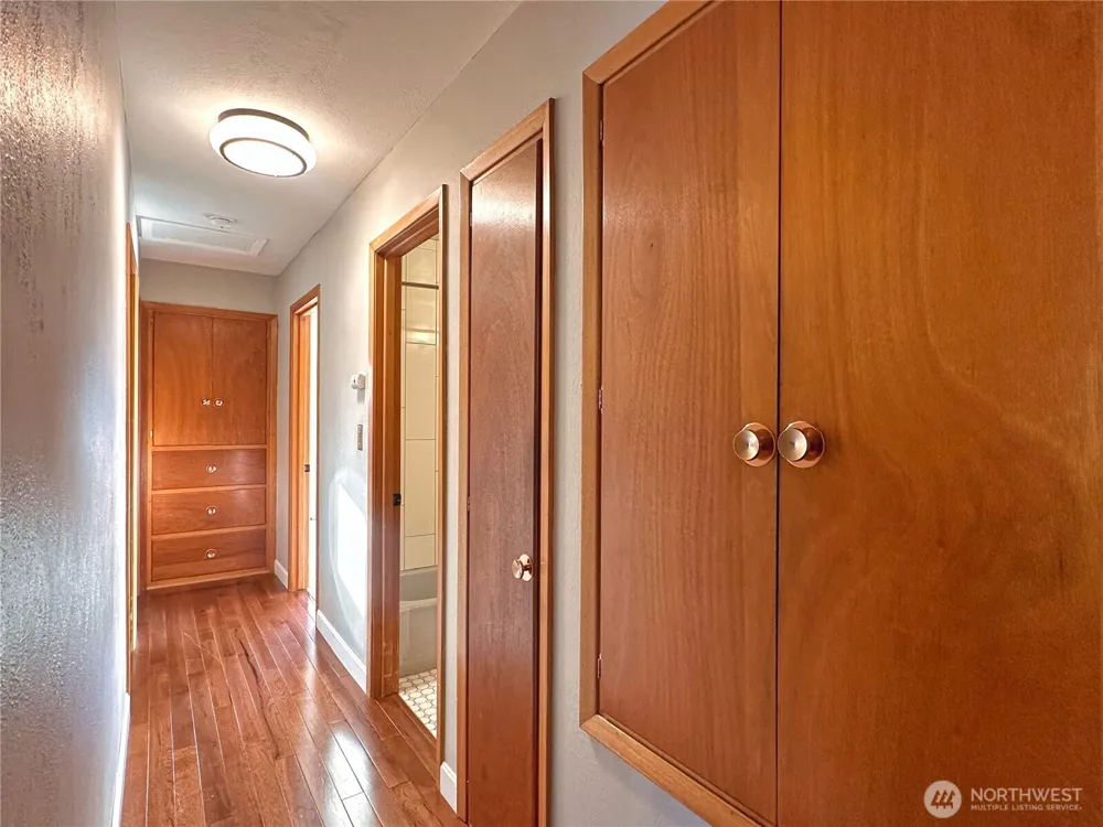 804 Central Drive Coulee Dam, WA 99116