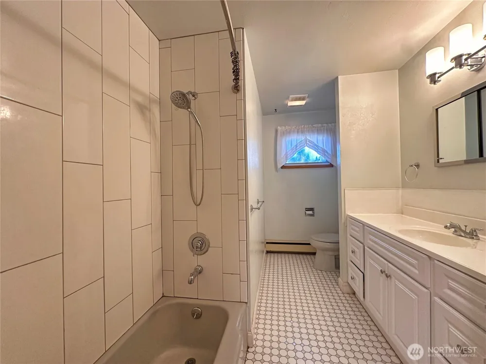 804 Central Drive Coulee Dam, WA 99116