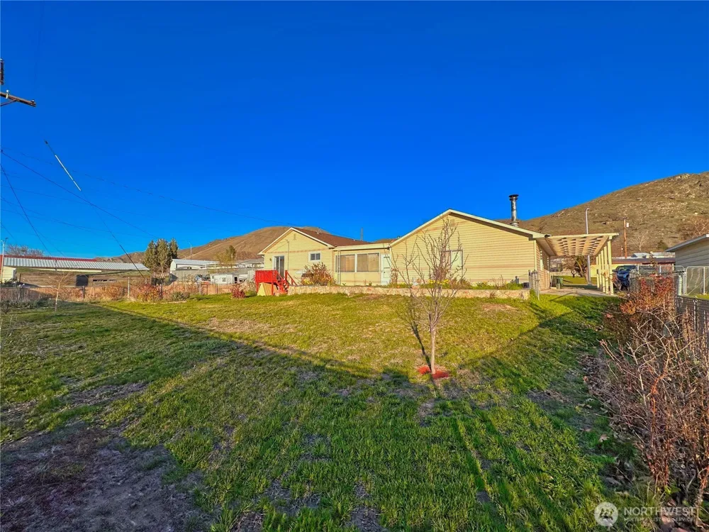 804 Central Drive Coulee Dam, WA 99116
