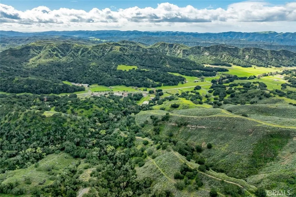 1825 Hi Mountain Arroyo Grande, CA 93420