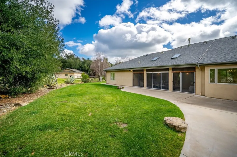 1825 Hi Mountain Arroyo Grande, CA 93420