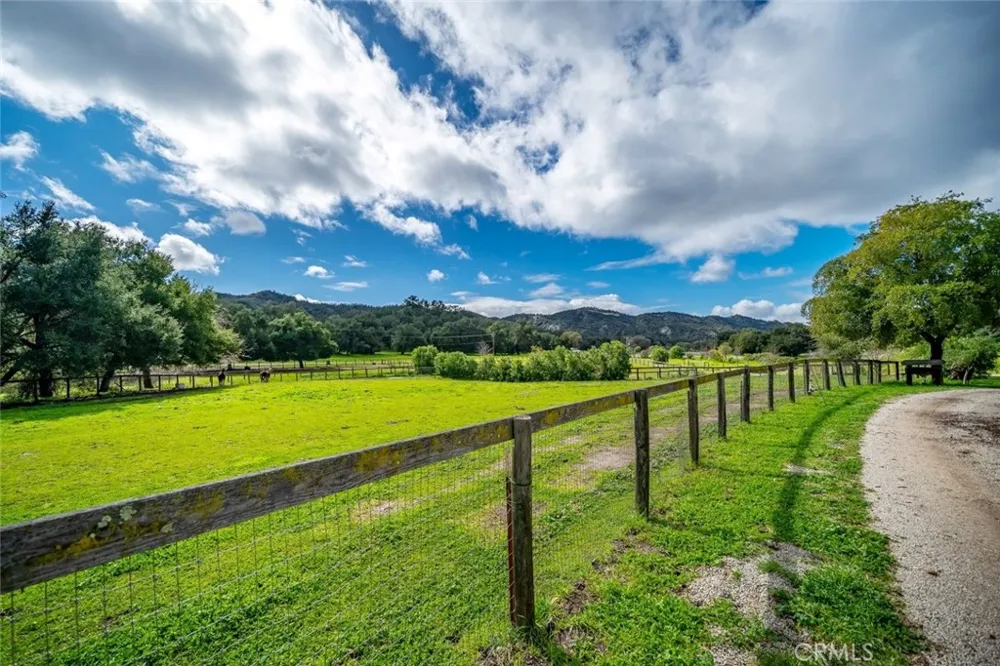 1825 Hi Mountain Arroyo Grande, CA 93420