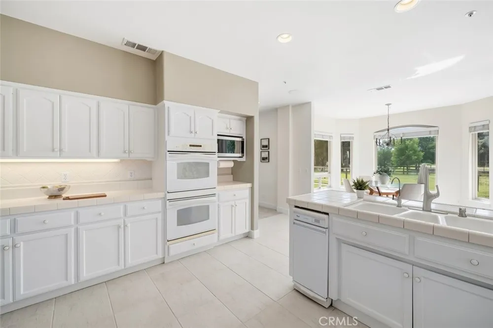 1825 Hi Mountain Arroyo Grande, CA 93420