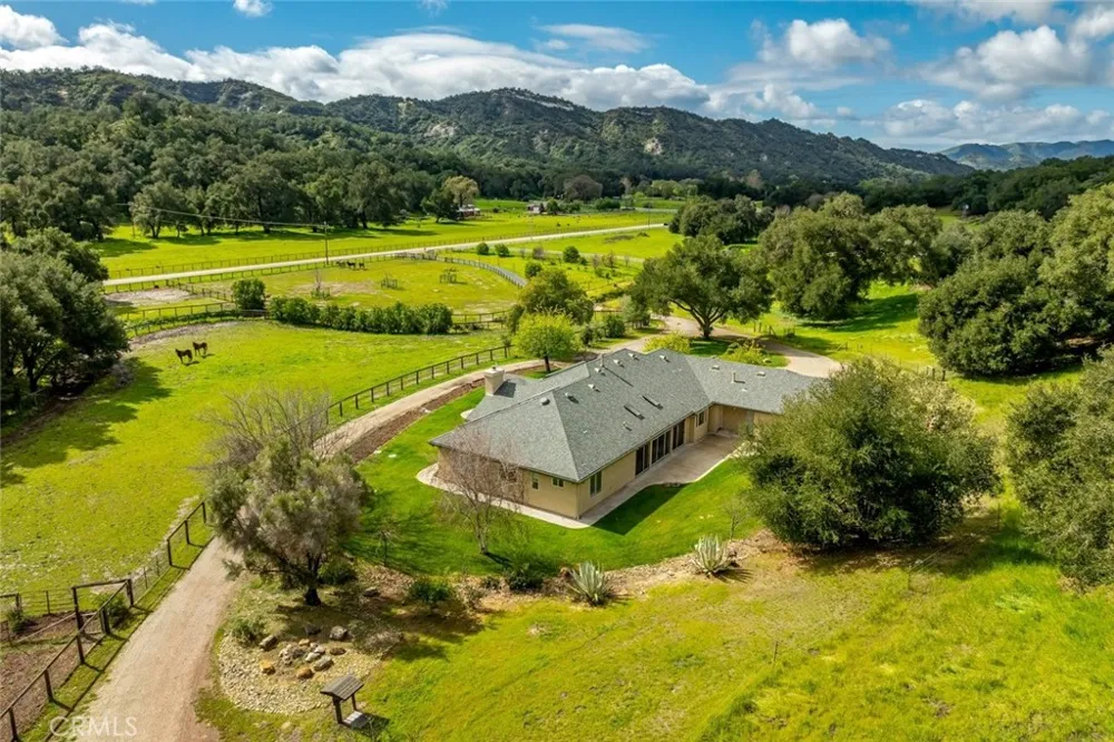 1825 Hi Mountain Arroyo Grande, CA 93420