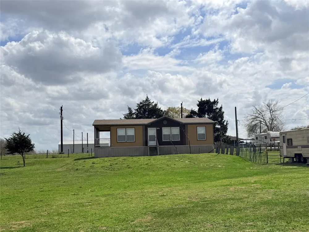 13700 Burnett Road Beasley, TX 77417
