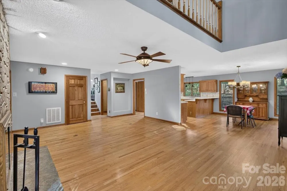 10 Thornwood Court Lake Wylie, SC 29710