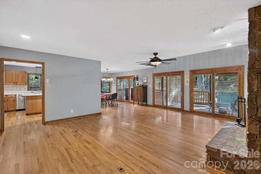 10 Thornwood Court Lake Wylie, SC 29710