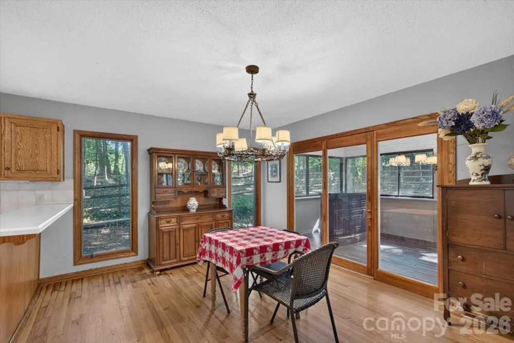 10 Thornwood Court Lake Wylie, SC 29710