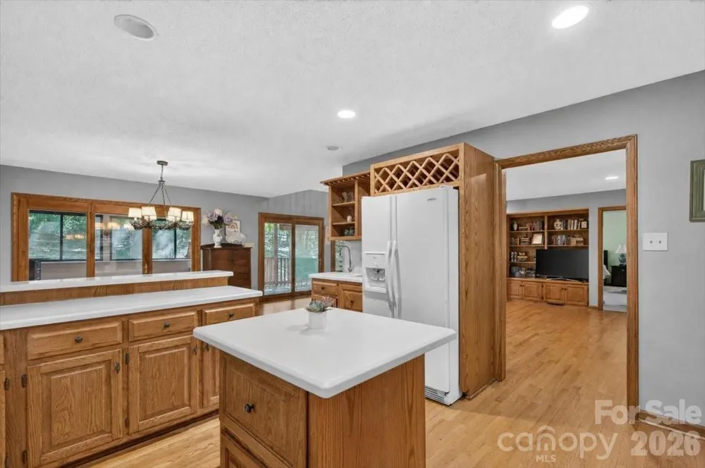 10 Thornwood Court Lake Wylie, SC 29710