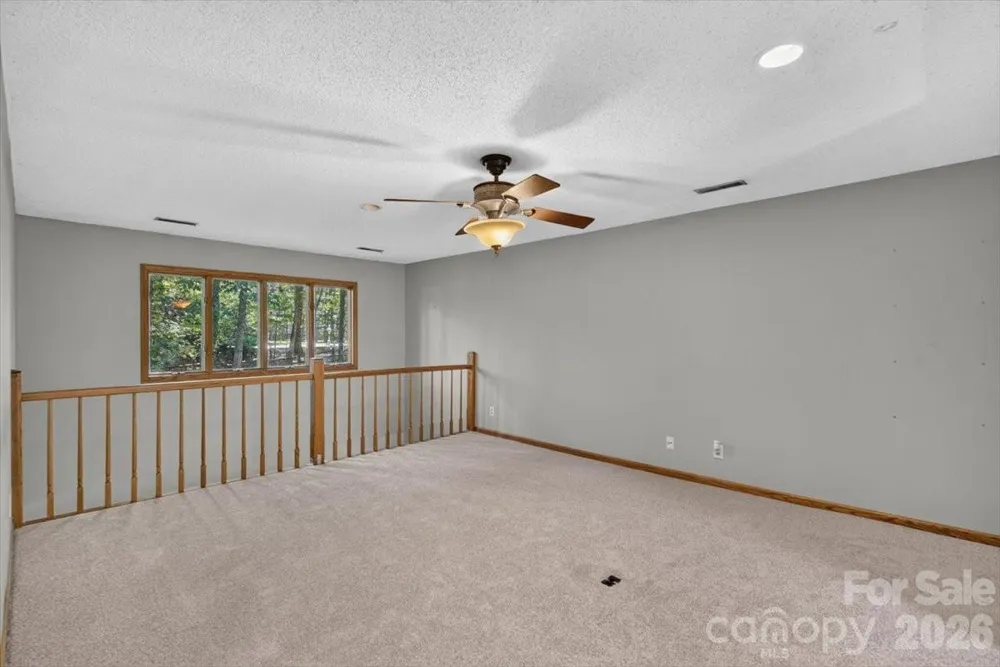 10 Thornwood Court Lake Wylie, SC 29710