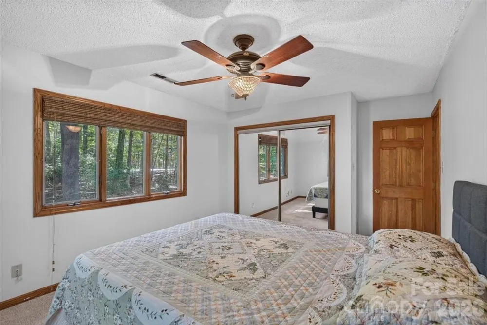 10 Thornwood Court Lake Wylie, SC 29710