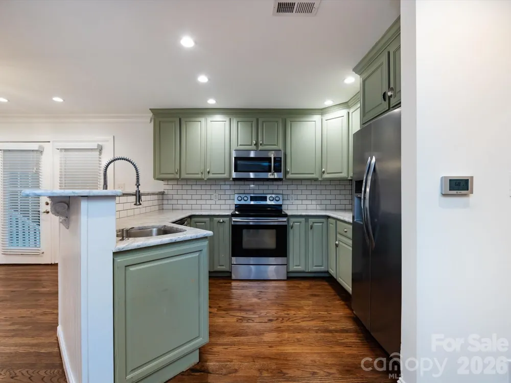 3109 Forest Lawn Drive Matthews, NC 28104