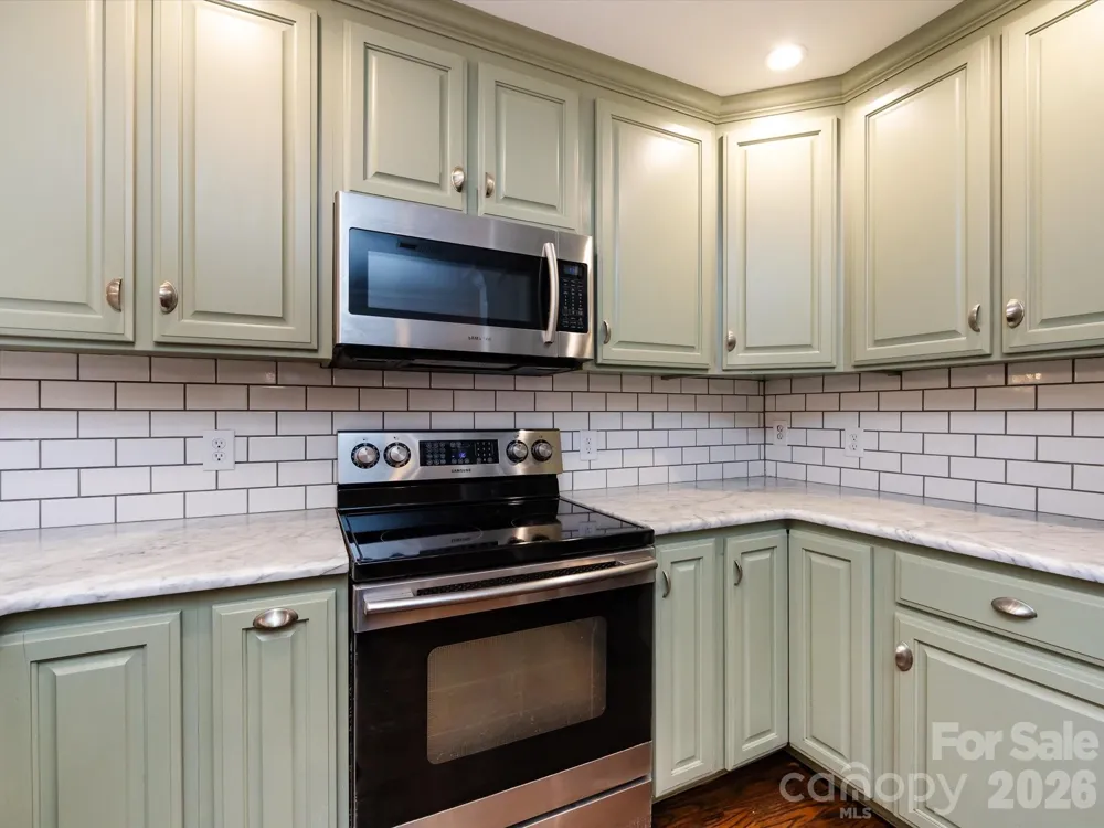 3109 Forest Lawn Drive Matthews, NC 28104