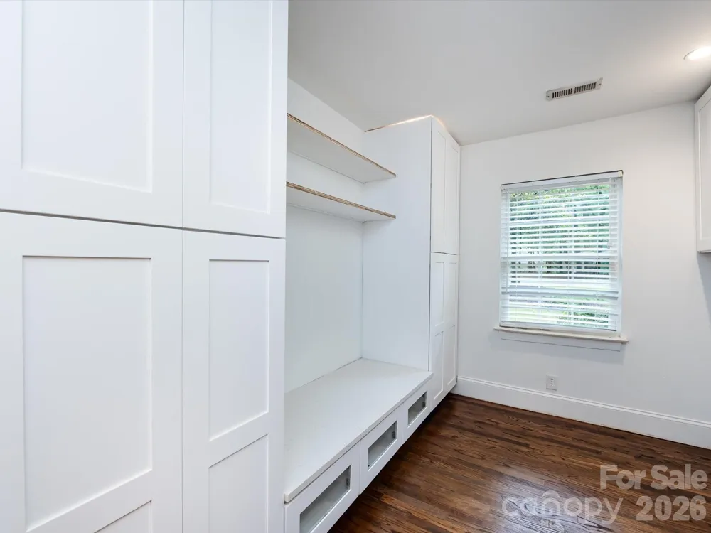 3109 Forest Lawn Drive Matthews, NC 28104