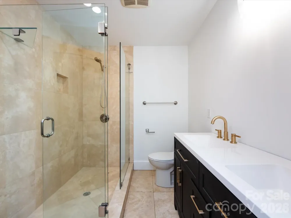 3109 Forest Lawn Drive Matthews, NC 28104