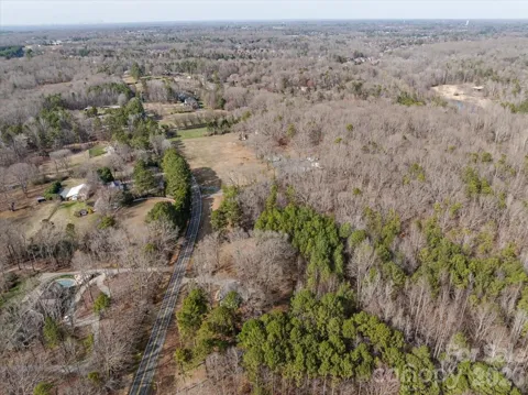 3109 Forest Lawn Drive