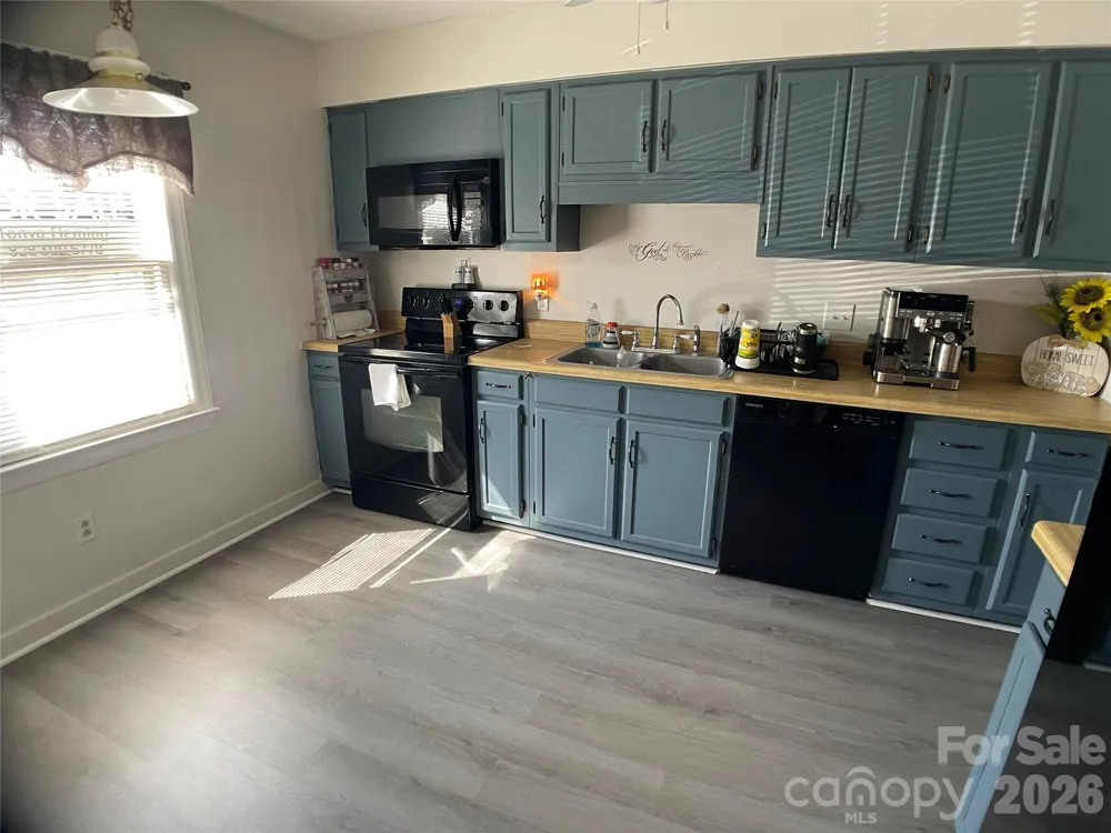 2705 Center Street #43 Hickory, NC 28601