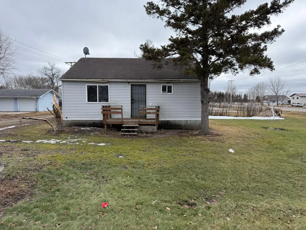516 W Minnesota Avenue Mahnomen, MN 56557
