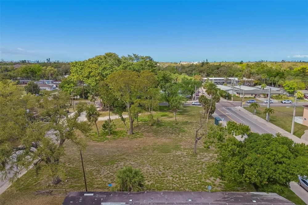 0 DR MARTIN LUTHER KING JR WAY Sarasota, FL 34234