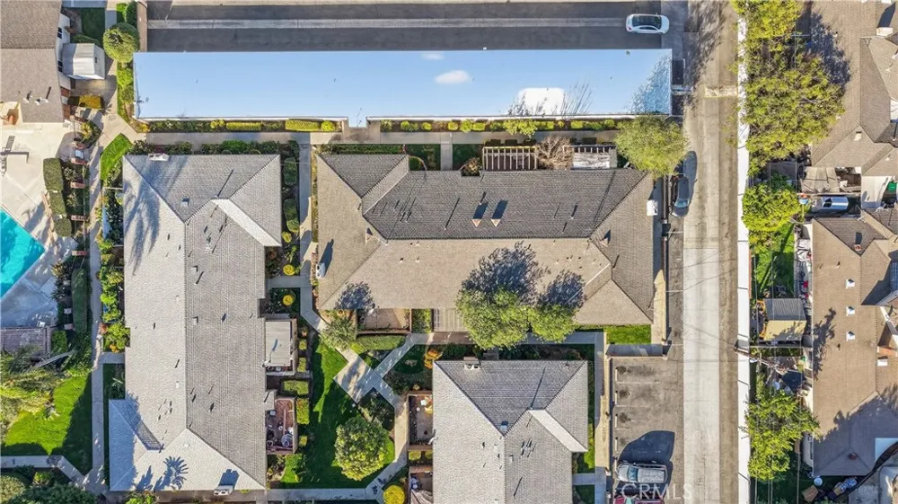 1881 Mitchell #95 Tustin, CA 92780