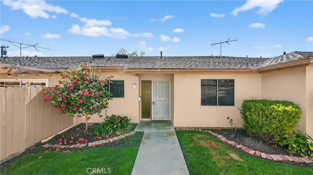 1881 Mitchell #95 Tustin, CA 92780
