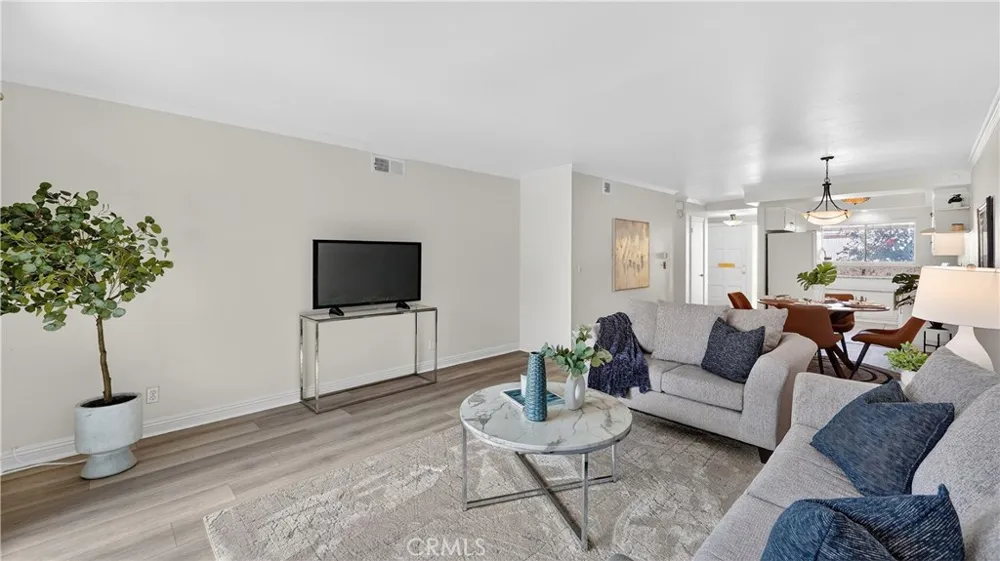 1881 Mitchell #95 Tustin, CA 92780