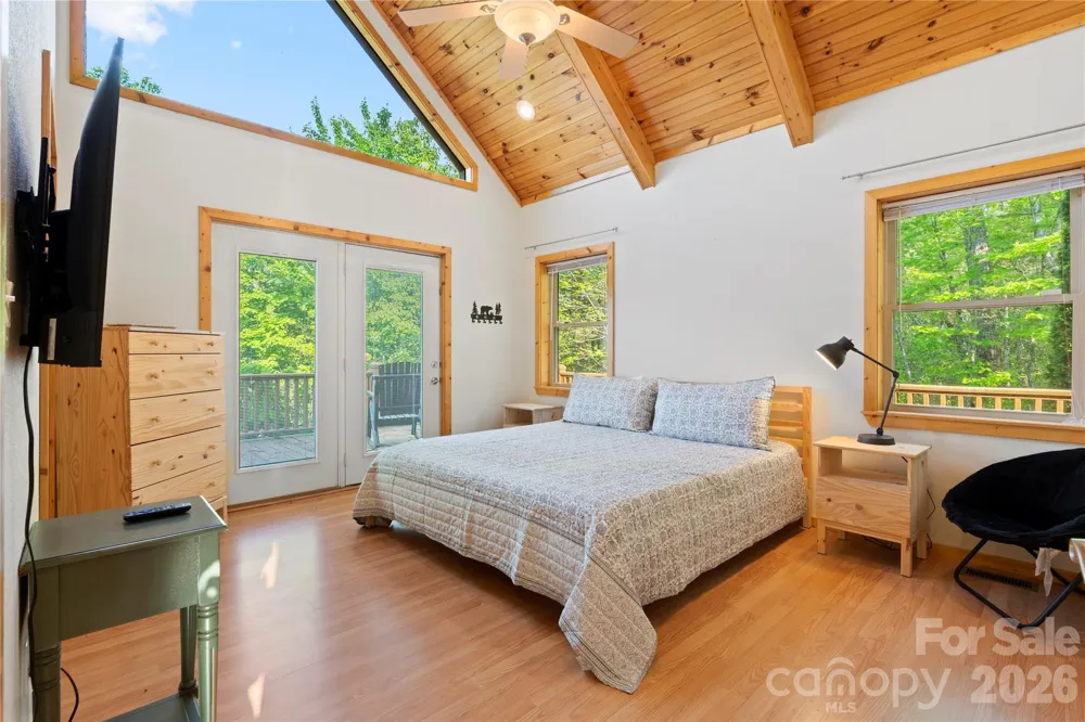 273 Rhododendron Road Almond, NC 28702