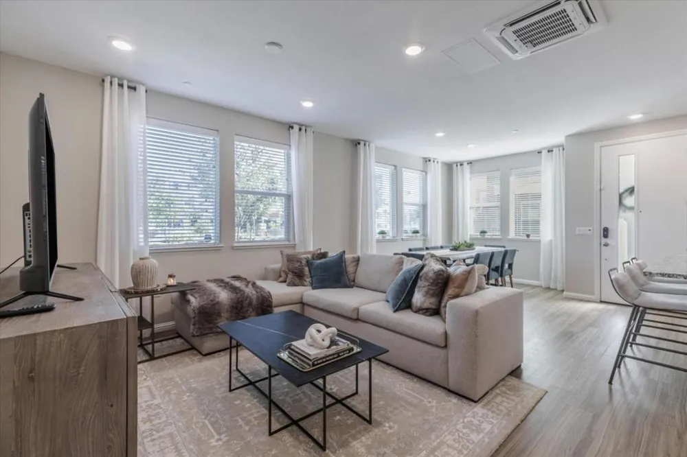 6568 Vision Court San Jose, CA 95119