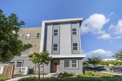 6568 Vision Court
