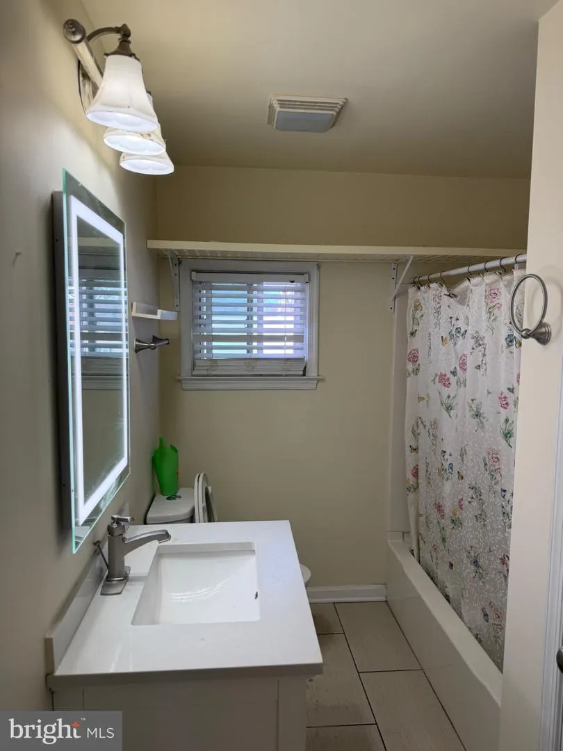 7 RUTHERFORD ROAD Harrisburg, PA 17109