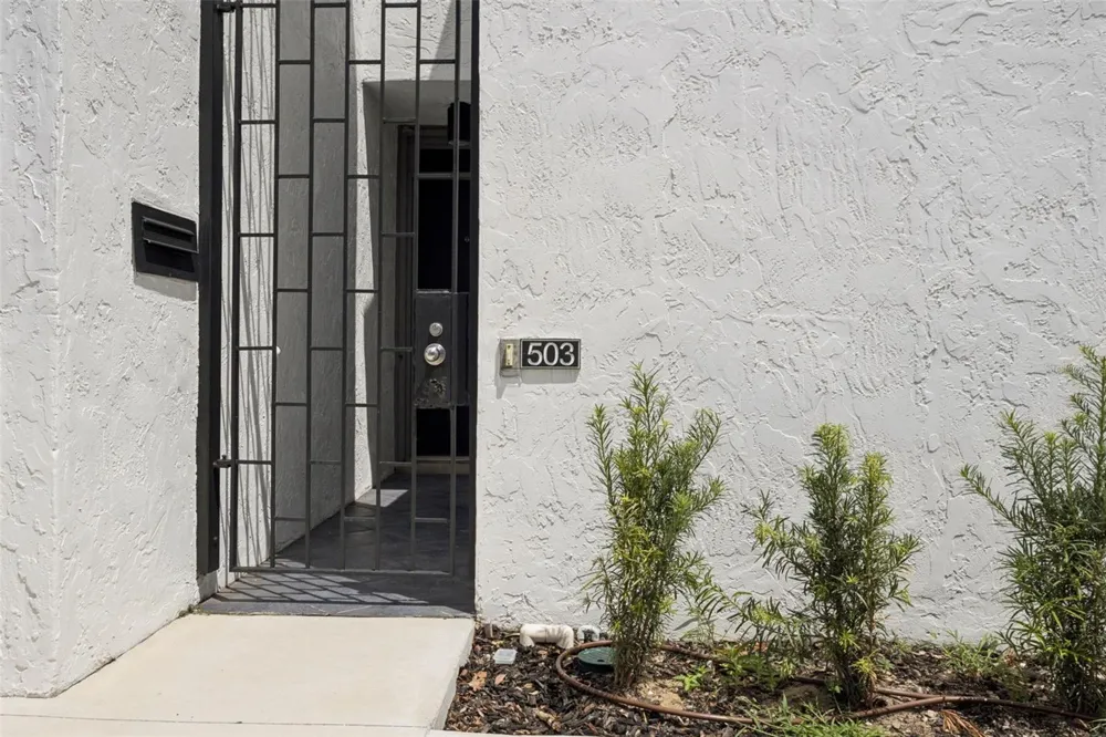 503 AVENUE B NW #503 Winter Haven, FL 33881