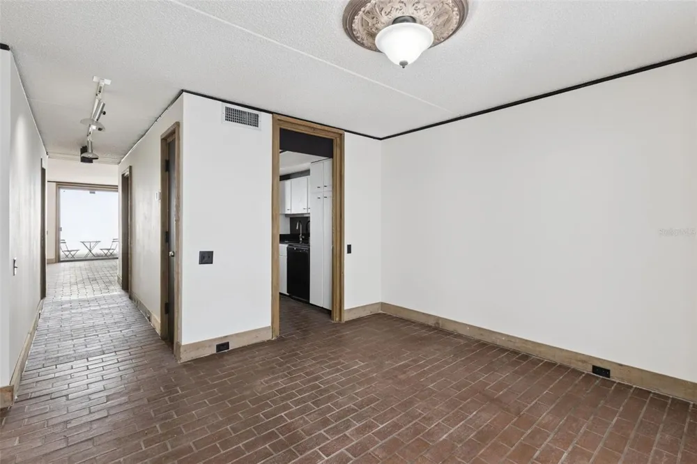 503 AVENUE B NW #503 Winter Haven, FL 33881