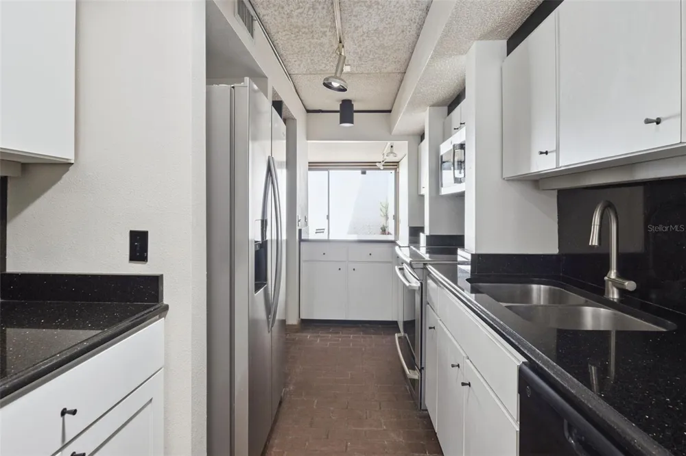 503 AVENUE B NW #503 Winter Haven, FL 33881