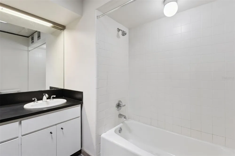 503 AVENUE B NW #503 Winter Haven, FL 33881