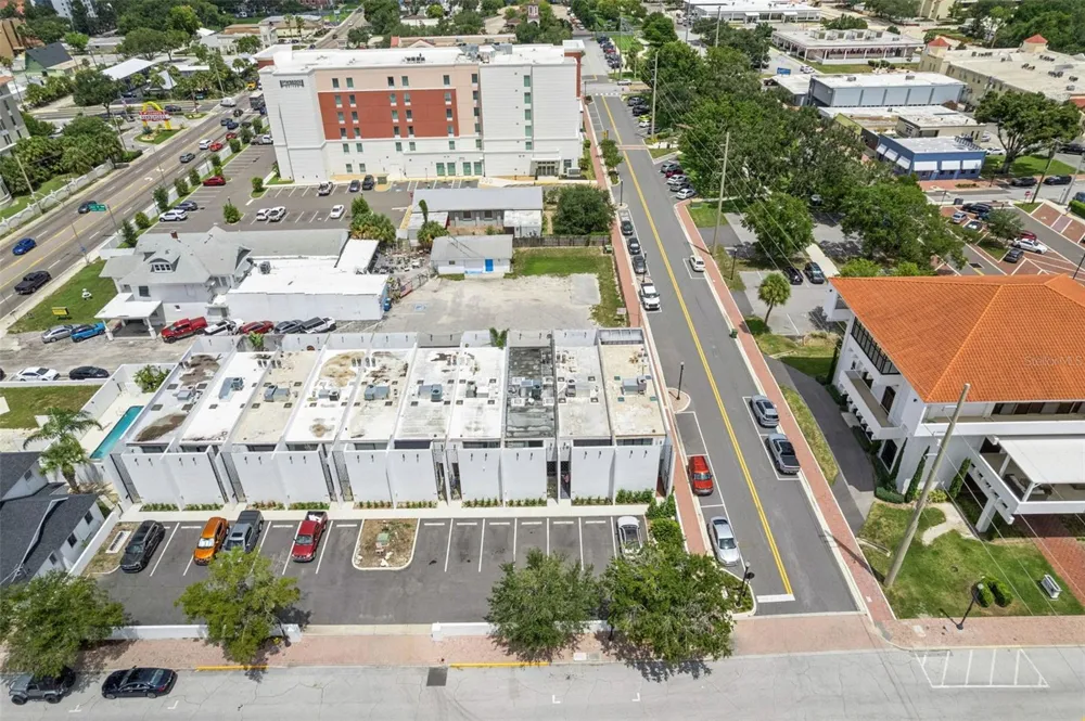 503 AVENUE B NW #503 Winter Haven, FL 33881