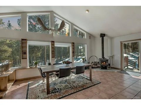 154 Lakeside Drive