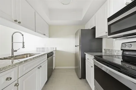 3102 W HORATIO STREET #12