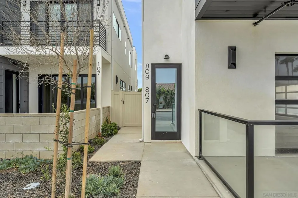801 Seacoast Imperial Beach, CA 91932