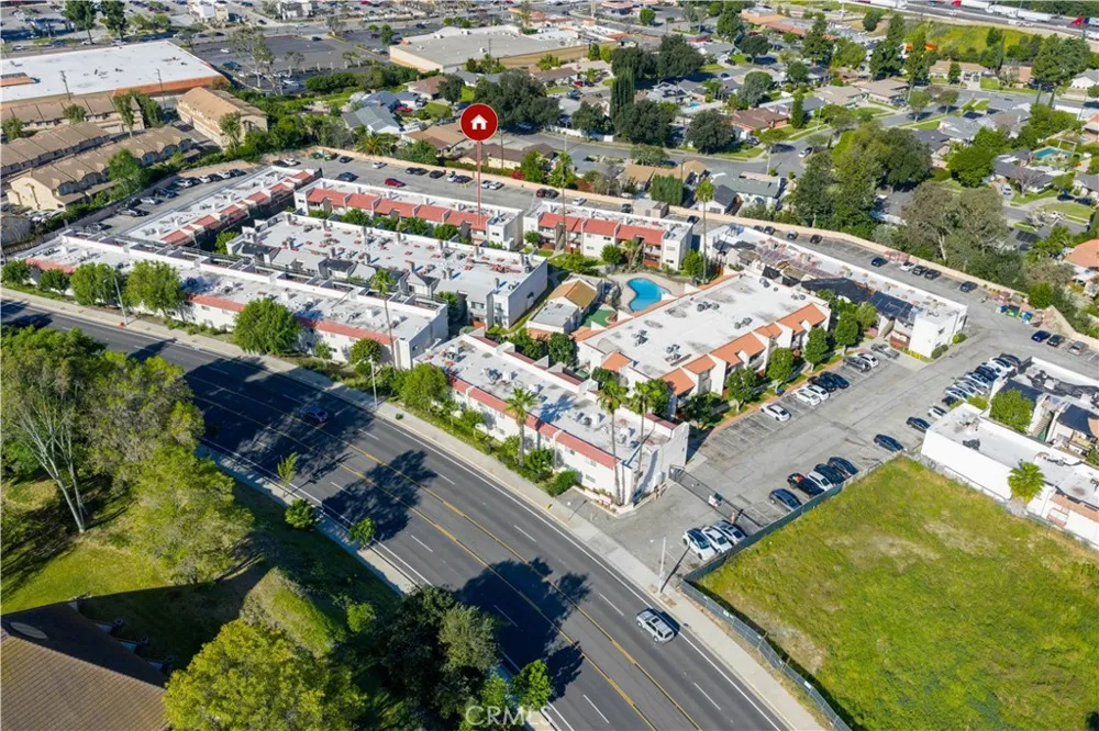 23611 Golden Springs #I12 Diamond Bar, CA 91765
