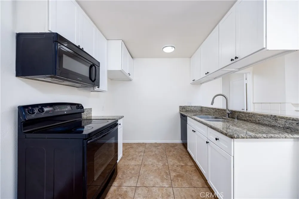 23611 Golden Springs #I12 Diamond Bar, CA 91765